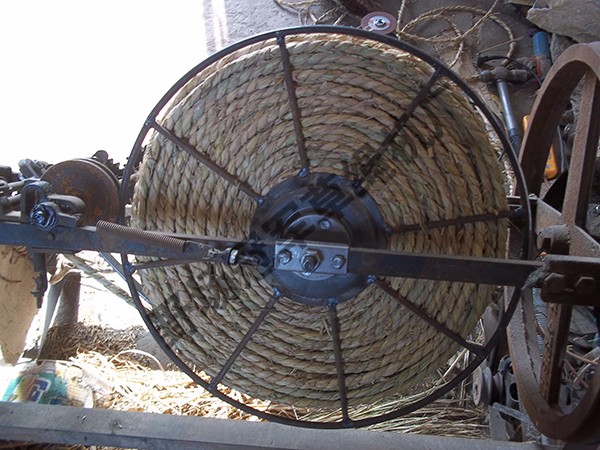 新型草繩機